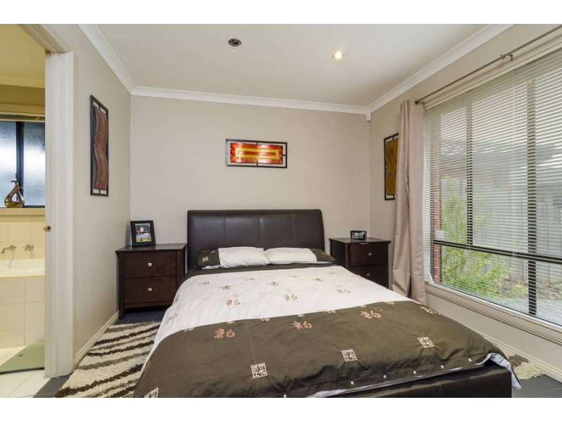 4 Lark Court, Werribee VIC 3030