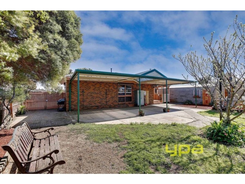 12 Ponciana Court, Werribee VIC 3030