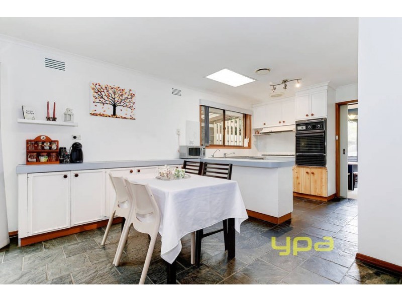 11 Willmott Drive, Hoppers Crossing VIC 3029