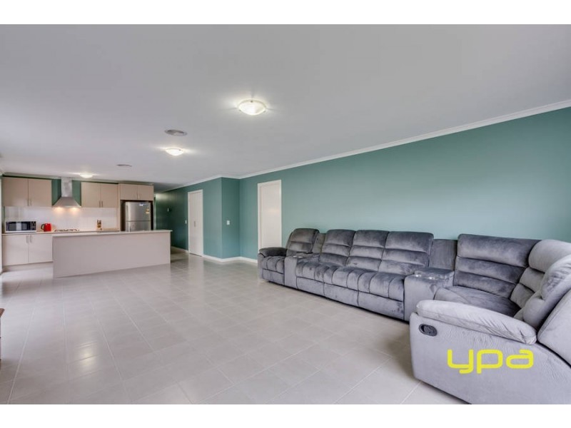 76 Kinglake Drive, Wyndham Vale VIC 3024