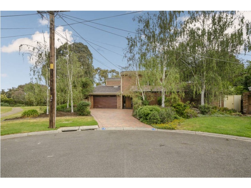 14 Tesron Court, Werribee VIC 3030