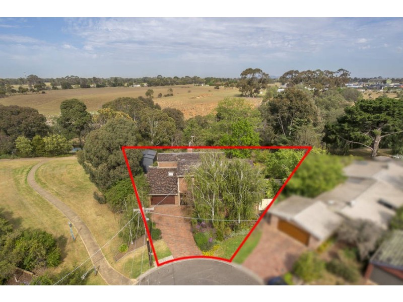 14 Tesron Court, Werribee VIC 3030