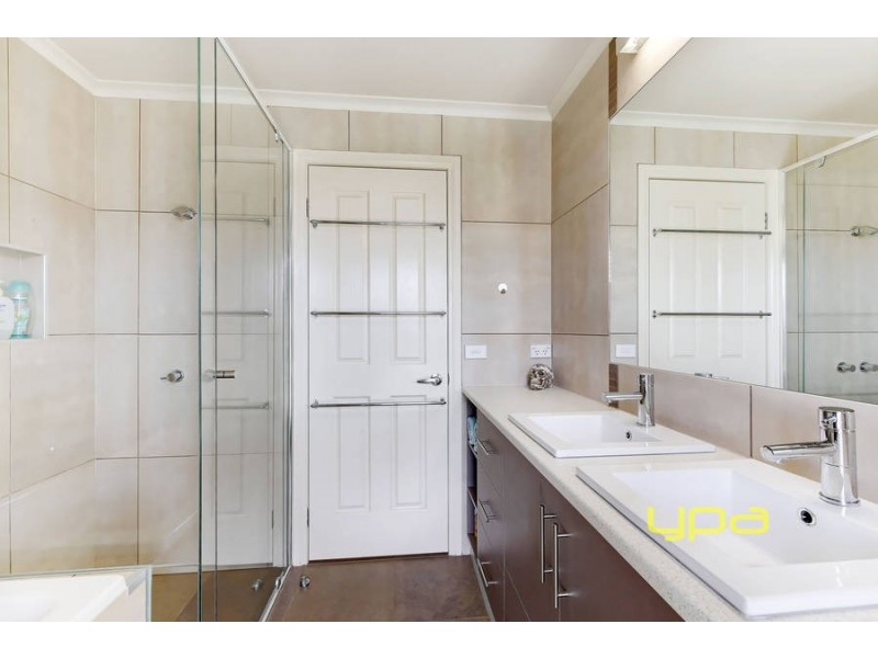 46 Hopetoun Road, Werribee VIC 3030