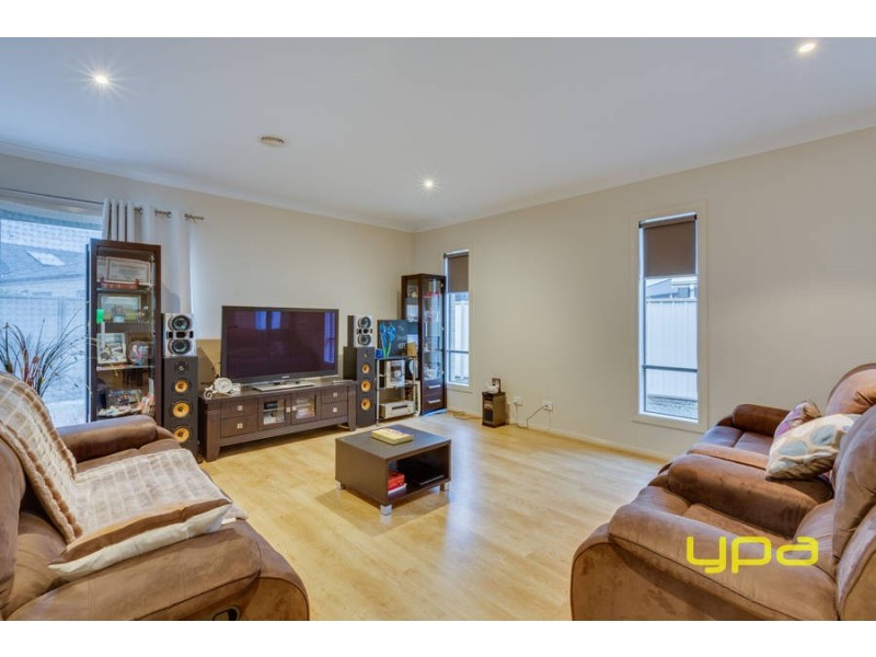 6 Higgins Way, Truganina VIC 3029