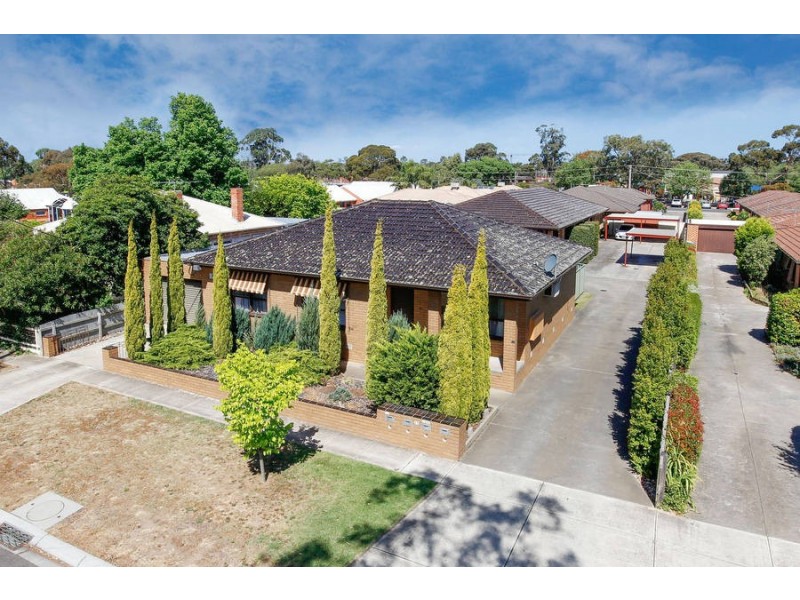 2,3,4/25 Mambourin Street, Werribee VIC 3030