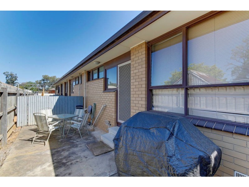 2,3,4/25 Mambourin Street, Werribee VIC 3030