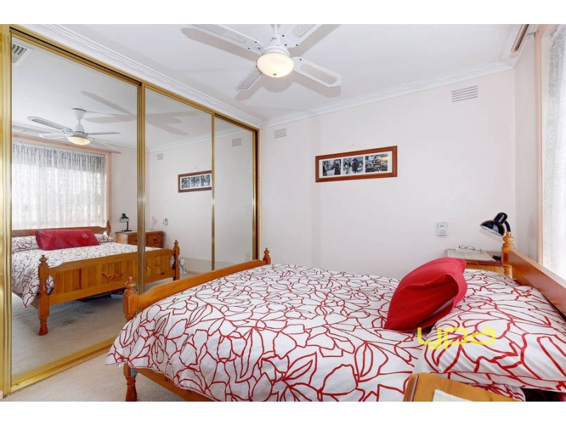 11 Minogue Crescent, Hoppers Crossing VIC 3029