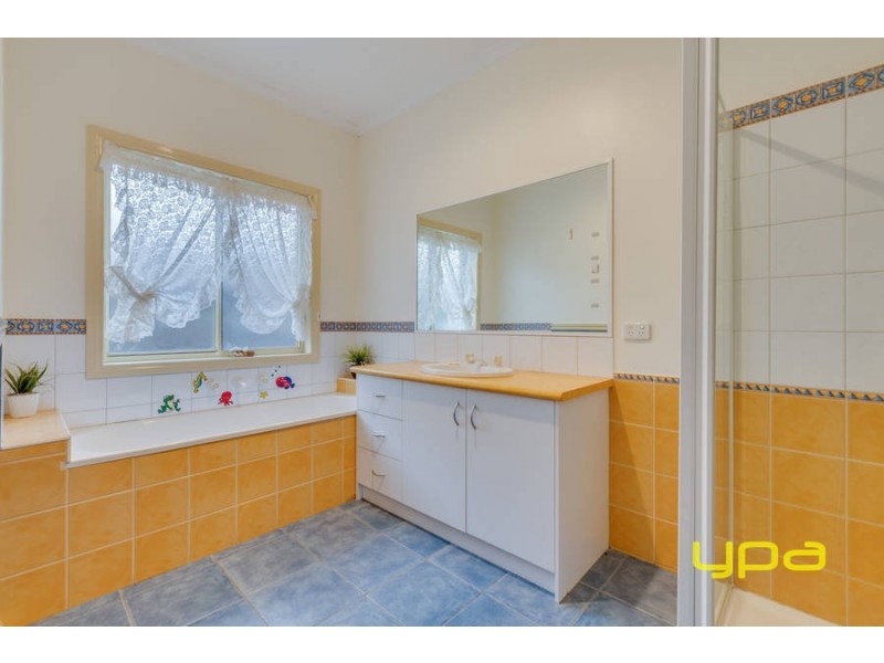 13 Greengables Drive, Wyndham Vale VIC 3024