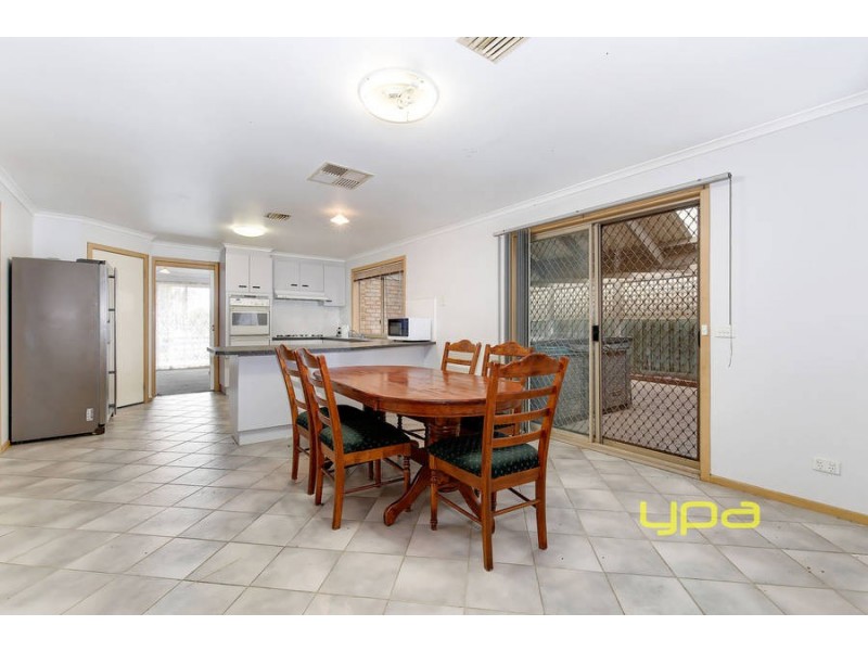 12 Grevillea Crescent, Hoppers Crossing VIC 3029