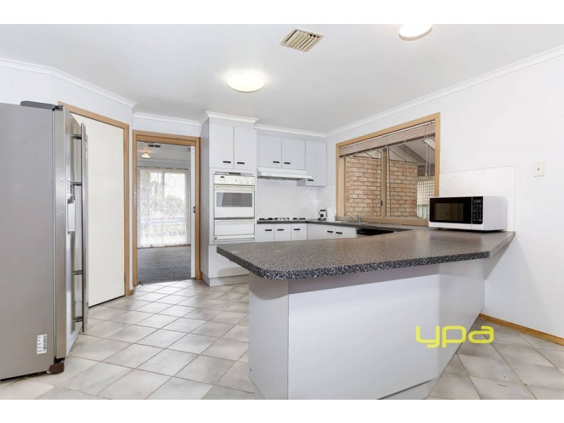 12 Grevillea Crescent, Hoppers Crossing VIC 3029