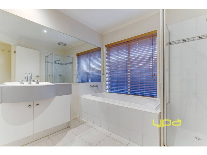10 Maculata Place, Wyndham Vale VIC 3024