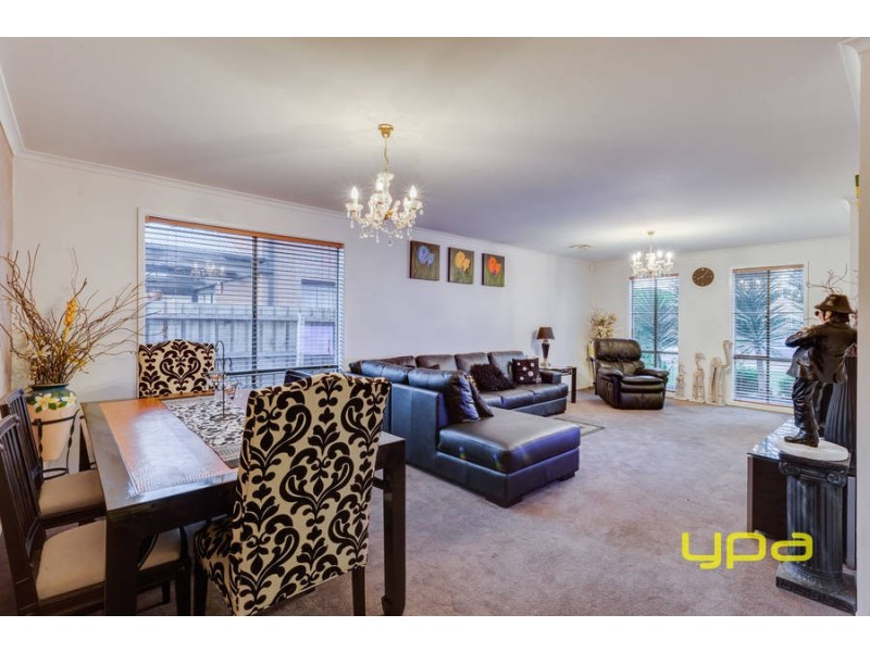 27 Kenmore Close, Hoppers Crossing VIC 3029
