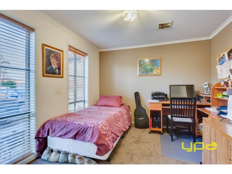 27 Kenmore Close, Hoppers Crossing VIC 3029