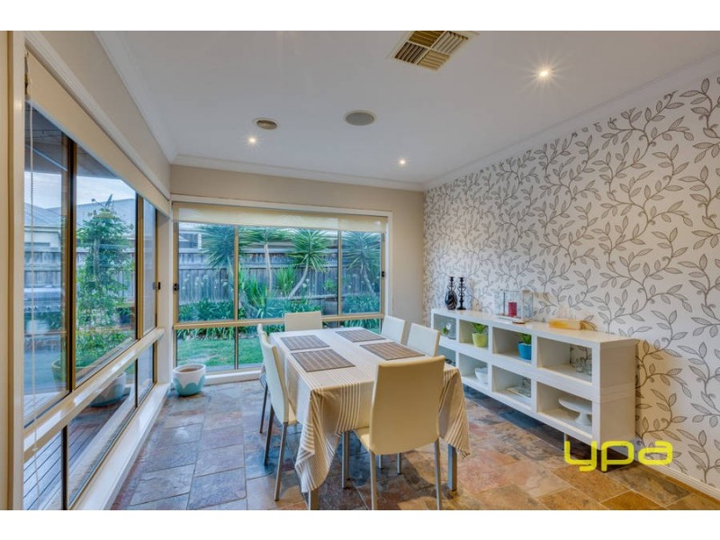 21 Alexandria Way, Werribee VIC 3030