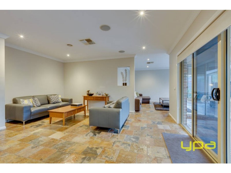 21 Alexandria Way, Werribee VIC 3030