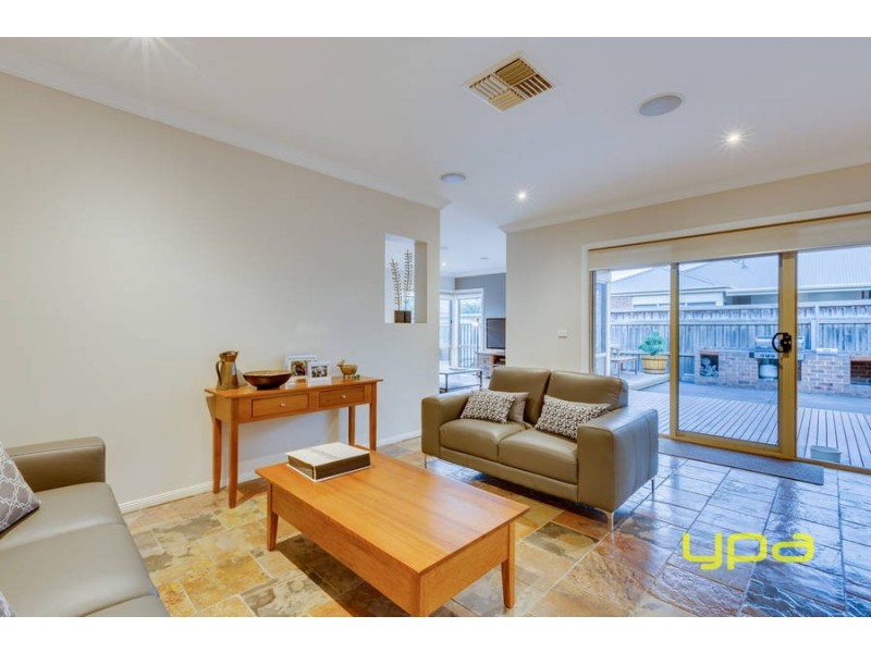 21 Alexandria Way, Werribee VIC 3030