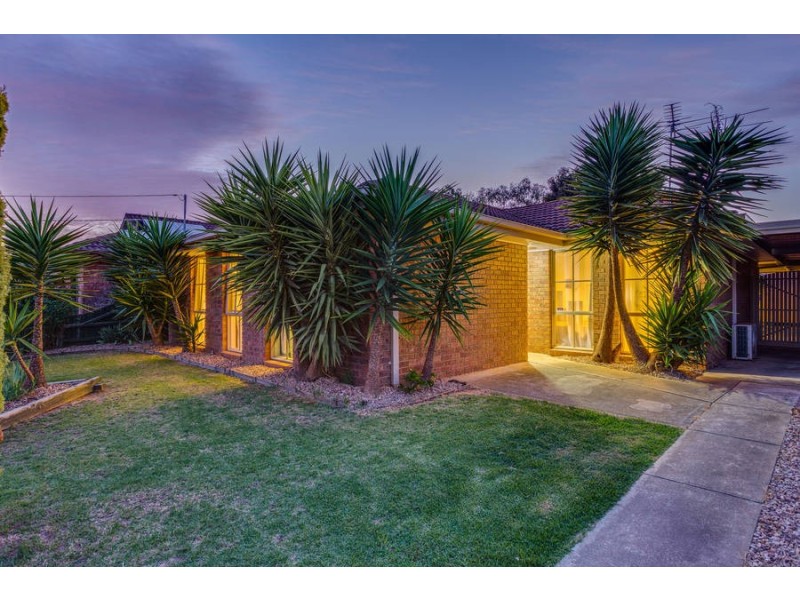 17 Pigeon Street, Werribee VIC 3030