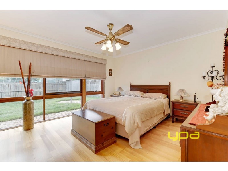 9 Parklands Grove, Werribee VIC 3030