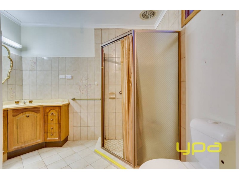 9 Wallaroo Square, Werribee VIC 3030