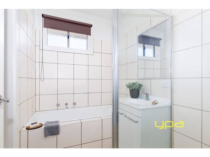 1/137 Market Road, Werribee VIC 3030