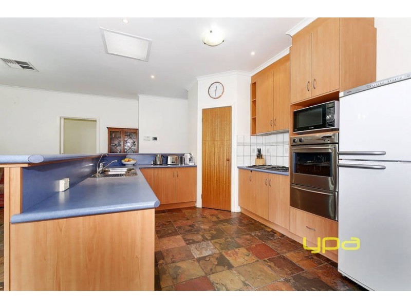 43 Blackforest Road, Werribee VIC 3030