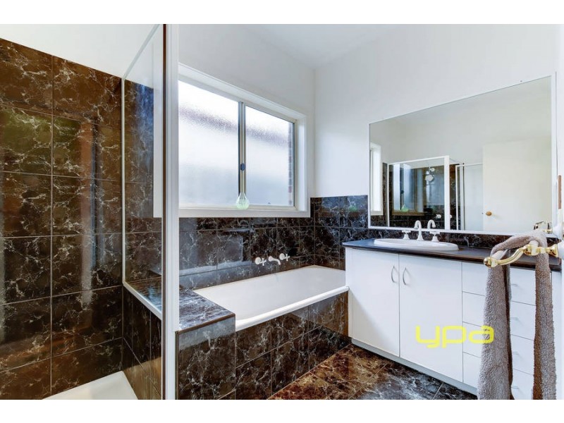 43 Blackforest Road, Werribee VIC 3030