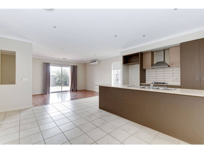 15 Lancewood Road, Wyndham Vale VIC 3024