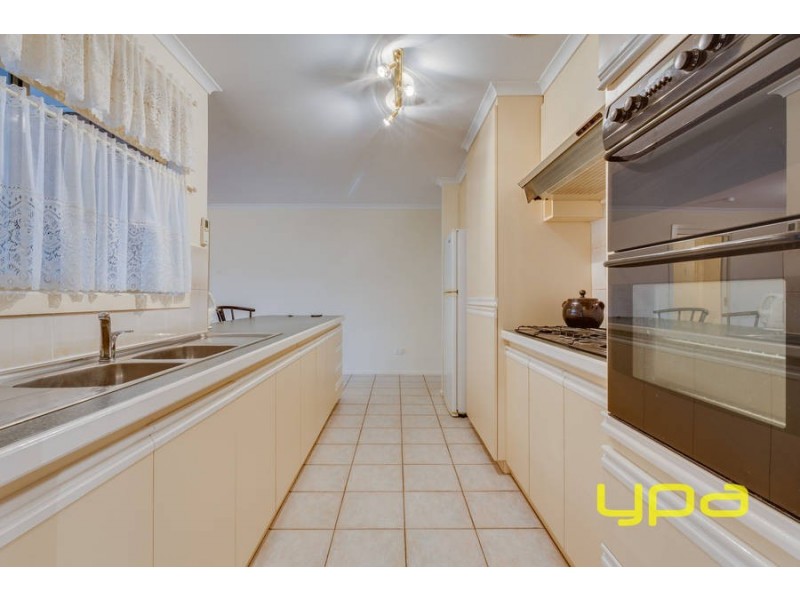 25 Bartlett Crescent, Hoppers Crossing VIC 3029