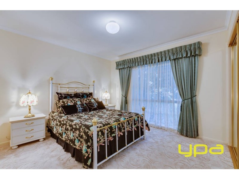 25 Bartlett Crescent, Hoppers Crossing VIC 3029