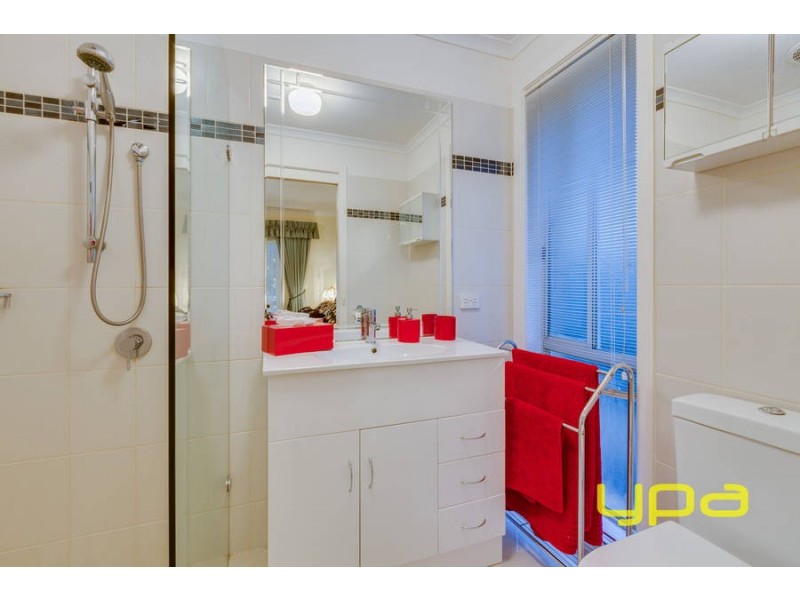 25 Bartlett Crescent, Hoppers Crossing VIC 3029