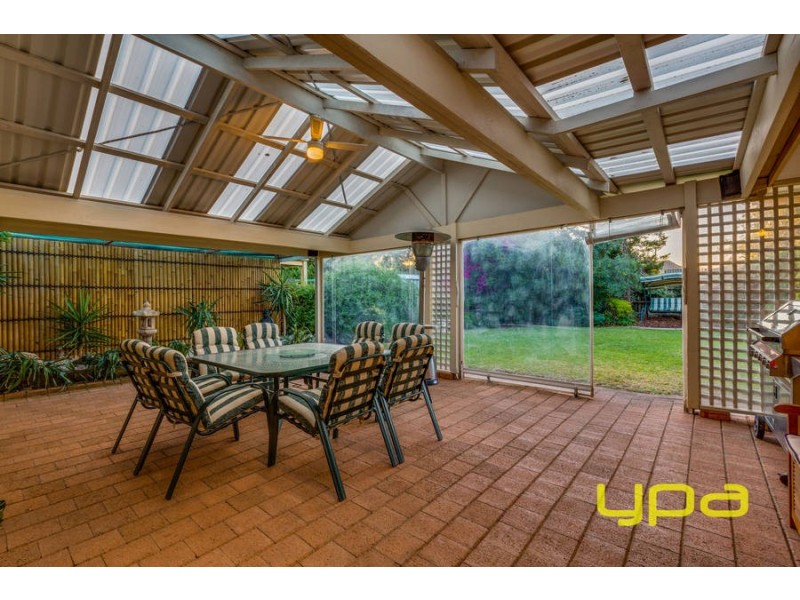 25 Bartlett Crescent, Hoppers Crossing VIC 3029