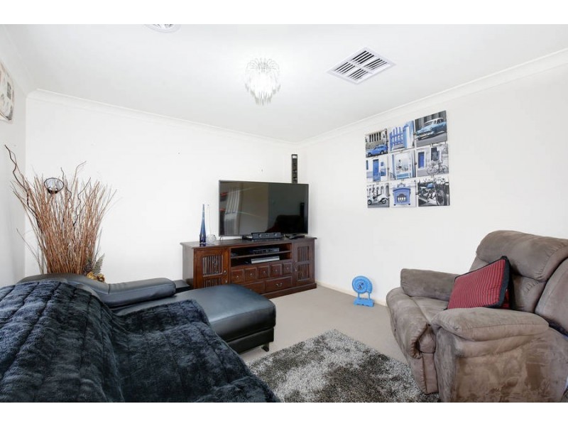 41 Golden Ash Grove, Hoppers Crossing VIC 3029