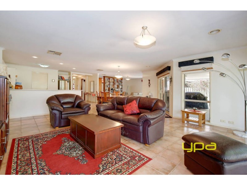 4 Mont-Alto Place, Werribee VIC 3030