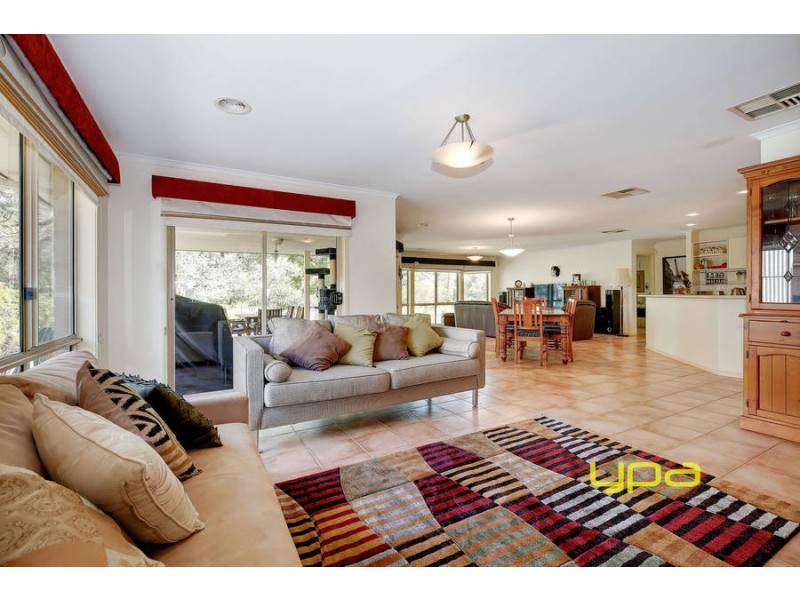 4 Mont-Alto Place, Werribee VIC 3030
