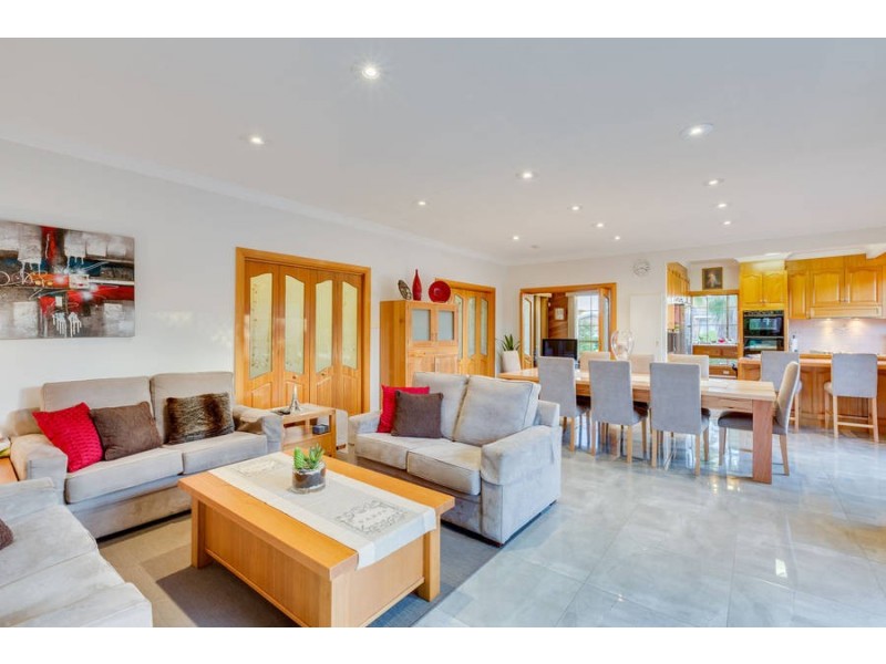 6 Bennett Close, Hoppers Crossing VIC 3029