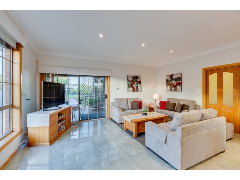 6 Bennett Close, Hoppers Crossing VIC 3029