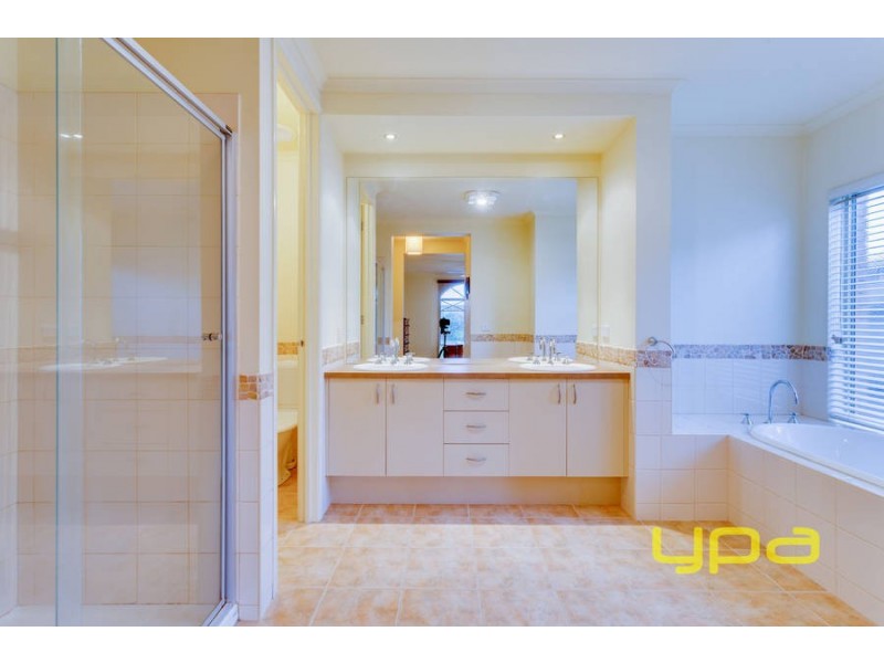 23 Alexandria Way, Werribee VIC 3030