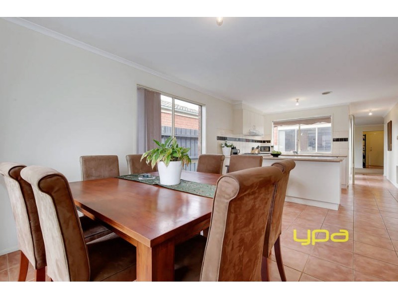 5 Fiona Court, Werribee VIC 3030