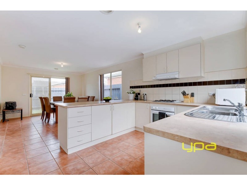 5 Fiona Court, Werribee VIC 3030