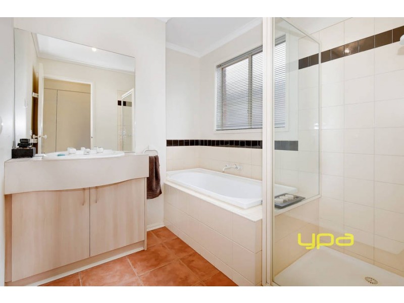 5 Fiona Court, Werribee VIC 3030