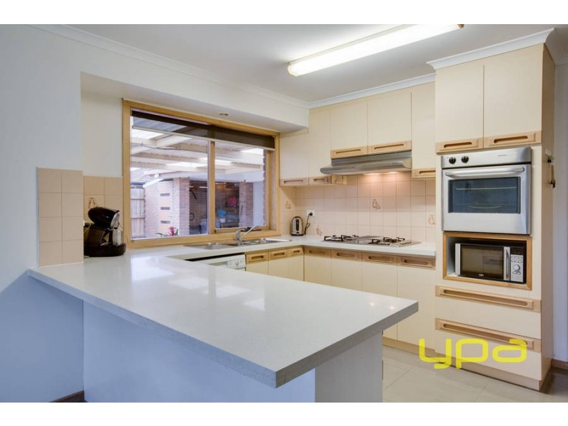 13 Torbay Court, Werribee VIC 3030