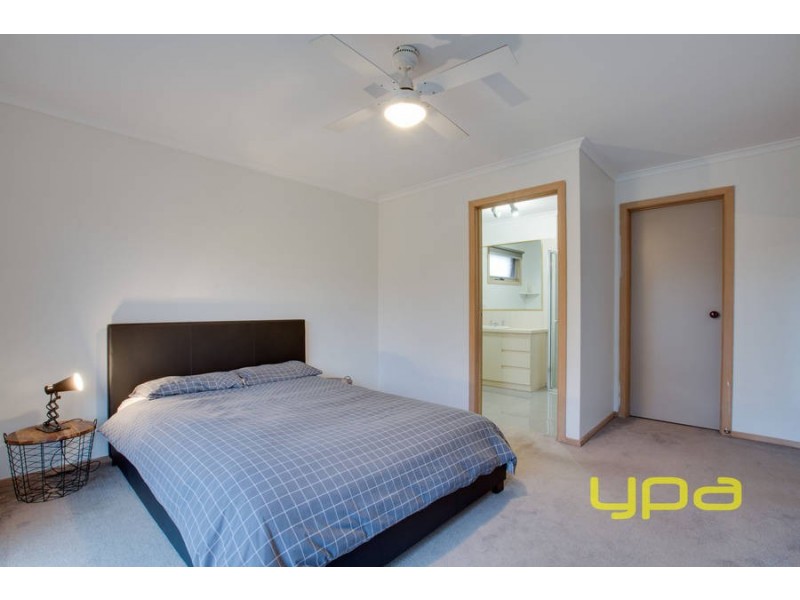 13 Torbay Court, Werribee VIC 3030