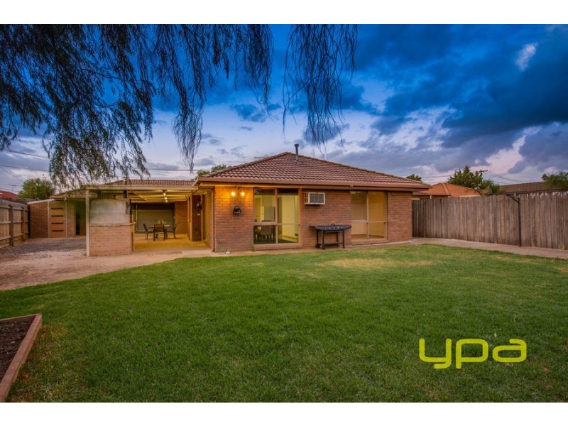 13 Torbay Court, Werribee VIC 3030