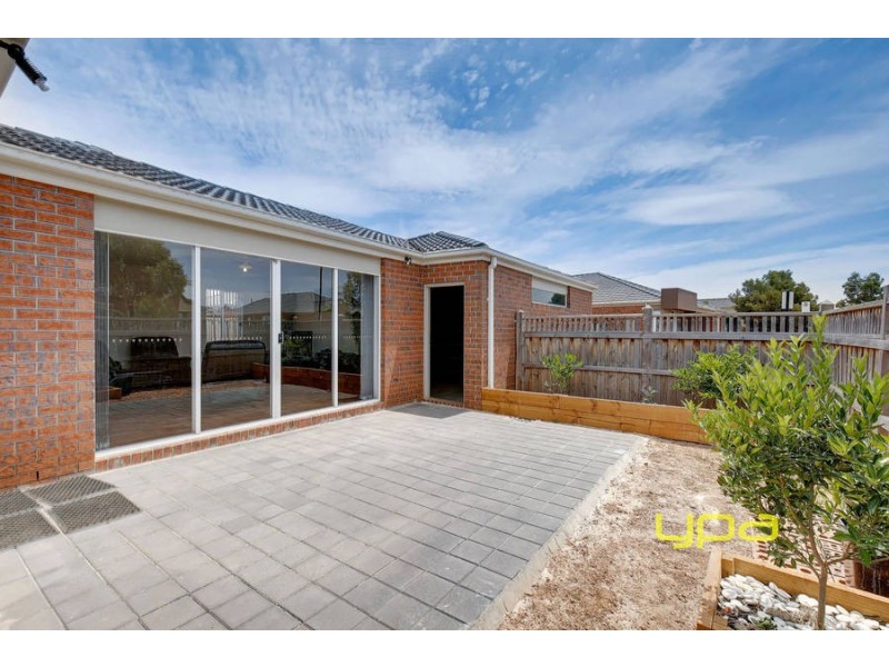 12 Bianca Boulevard, Tarneit VIC 3029