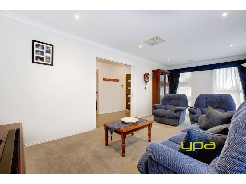8 Swordgrass Avenue, Tarneit VIC 3029
