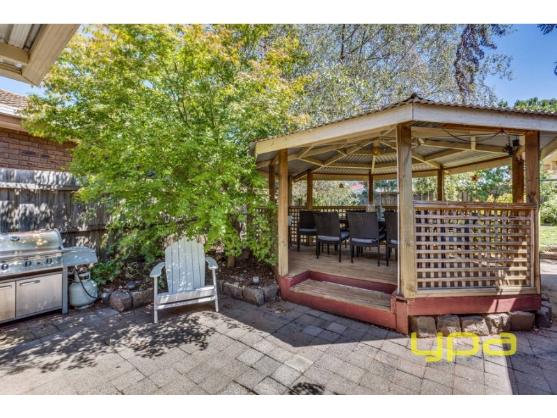 26 Olive Way, Wyndham Vale VIC 3024