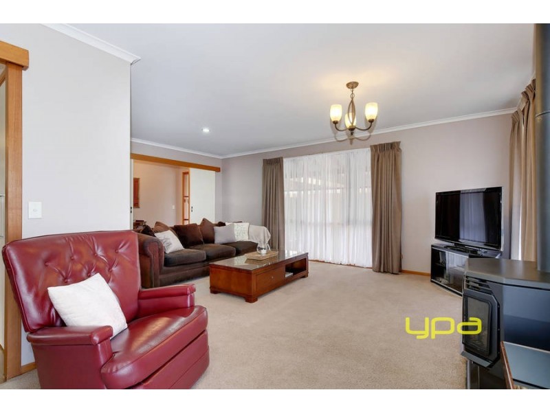 254 Greaves Street North, Werribee VIC 3030