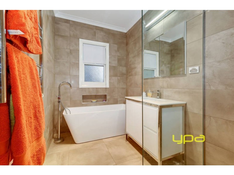 8 Tarneit Road, Werribee VIC 3030