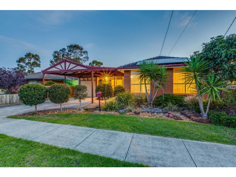 54 Strathmore Crescent, Hoppers Crossing VIC 3029