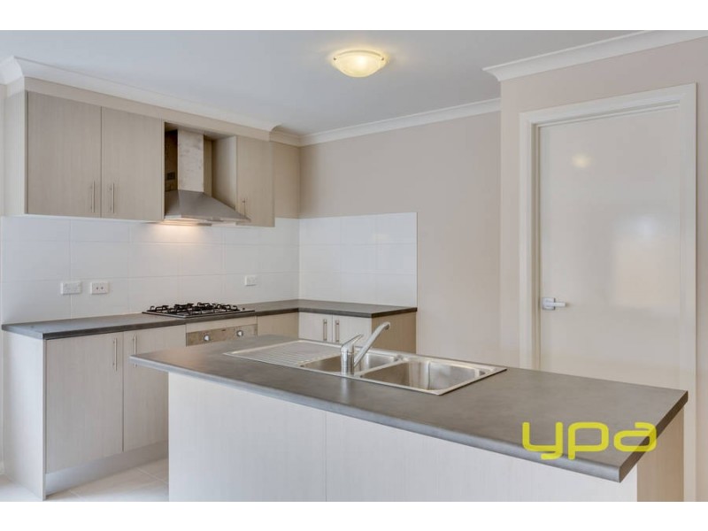 10 Advent Road, Werribee VIC 3030